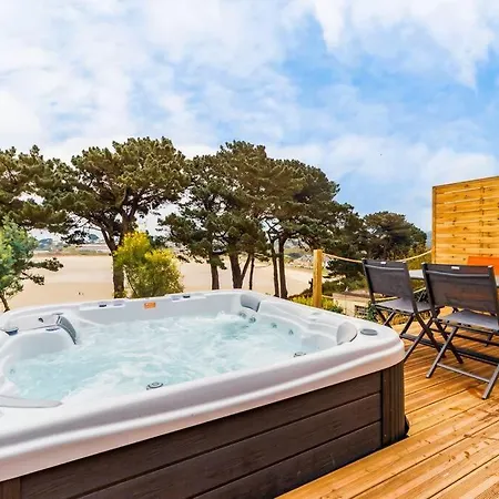 Jacuzzi Tiny-house Face Evasion Sur La Falaise Trévou-Tréguignec